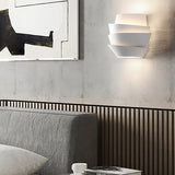 Nara – Minimalistische Wandlamp met Dubbelzijdige LED Verlichting