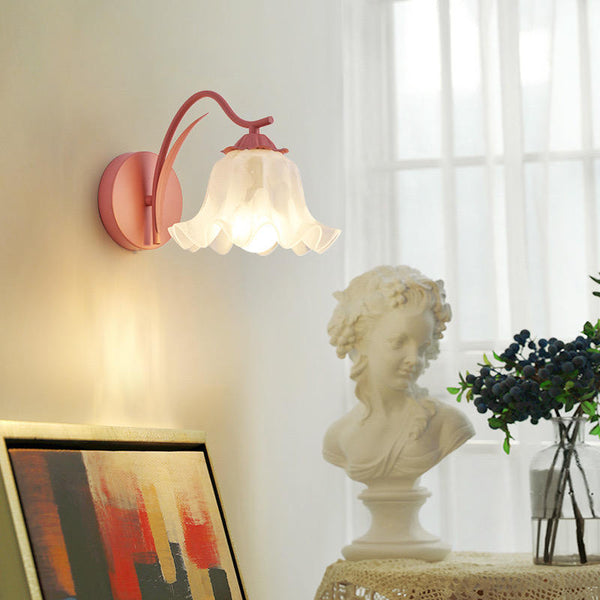 Franse retro wandlamp in bloemvorm