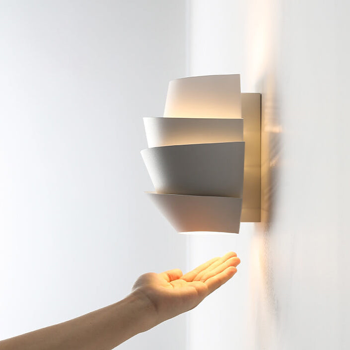 Nara – Minimalistische Wandlamp met Dubbelzijdige LED Verlichting