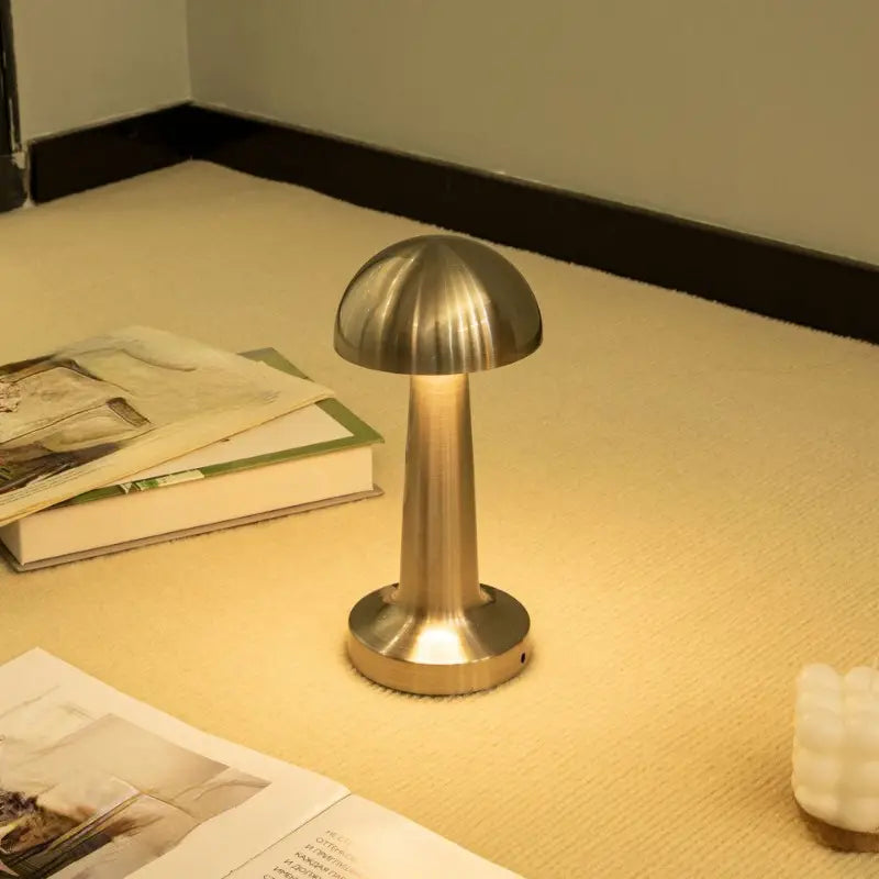 Lumière Champignon – Klassieke Paddenstoeltafellamp met Tijdloze Functionaliteit