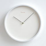 Elegance Tick Klok – Scandinavische Rust met Tijdloze Klasse