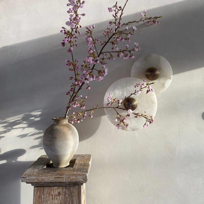Alabaster Wandlamp – Tijdloos Licht met Natuurlijke Luxe