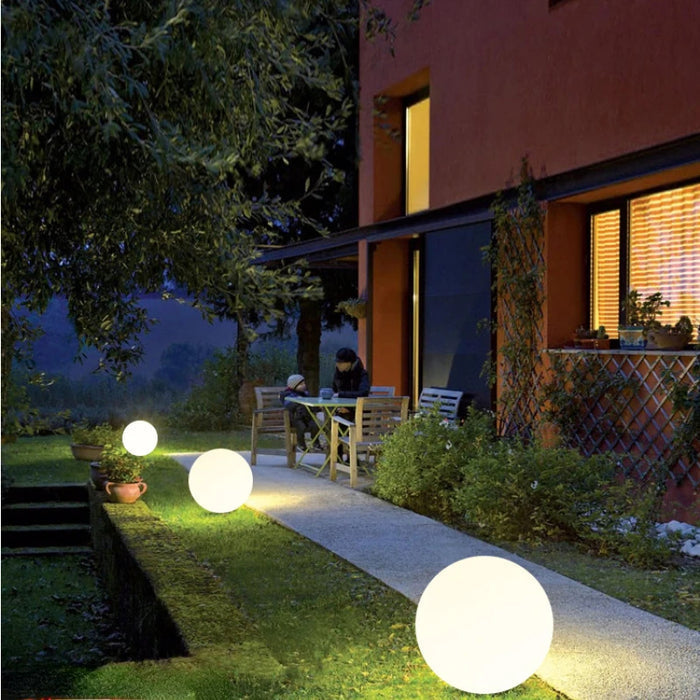 LumoGlow – Draadloze Multicolor Terrasverlichting