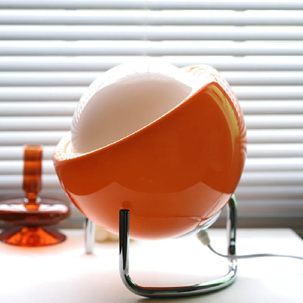 Bauhaus Medieval – Tafellamp met retro Bauhaus-uitstraling