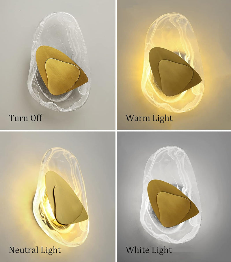 Moderne wandlamp met glazen kap