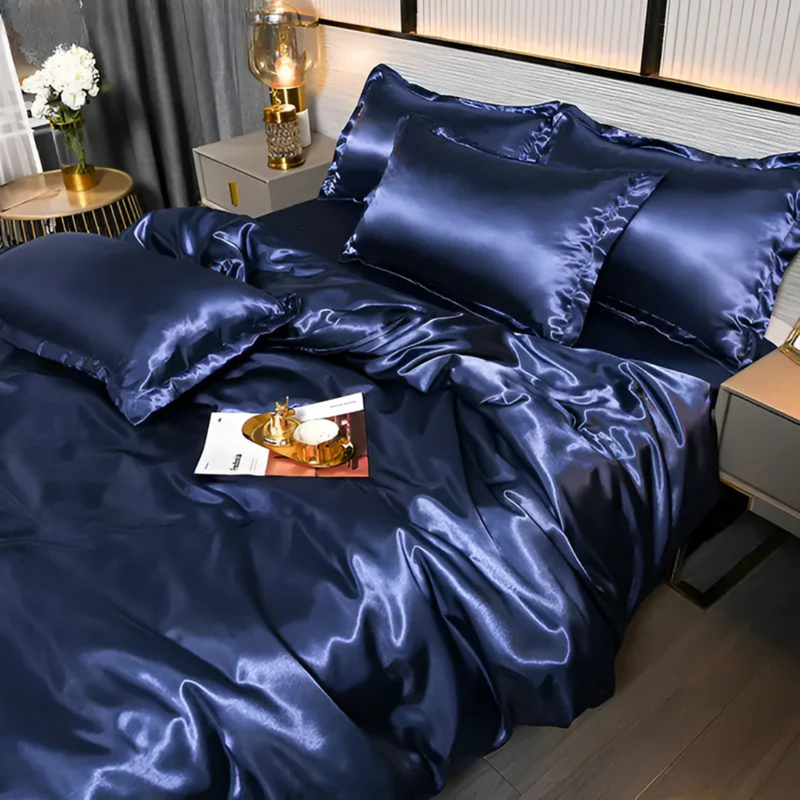 Nara – Zijdezacht Bedovertrek voor Luxe Slaapcomfort