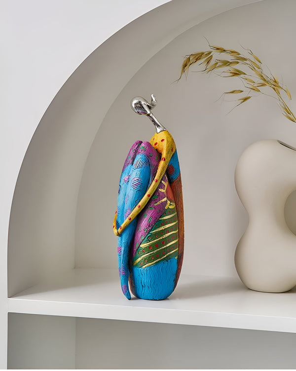 Nara – Elegant Hars Standbeeld voor Luxe Decoratie