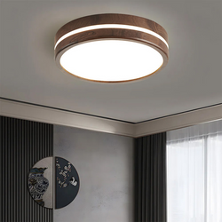 Wooden Halo – Natuurlijke eenvoud aan het plafond