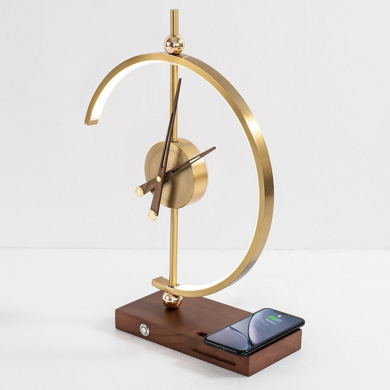 NagoyaLight™ | Elegante Lampenklok met Oplaadfunctie