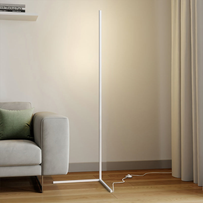 Nara – RGB Hoeklamp Lunorix voor Moderne Sfeerverlichting