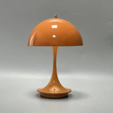 Nara – Minimalistische Tafellamp met Zachte LED-Verlichting