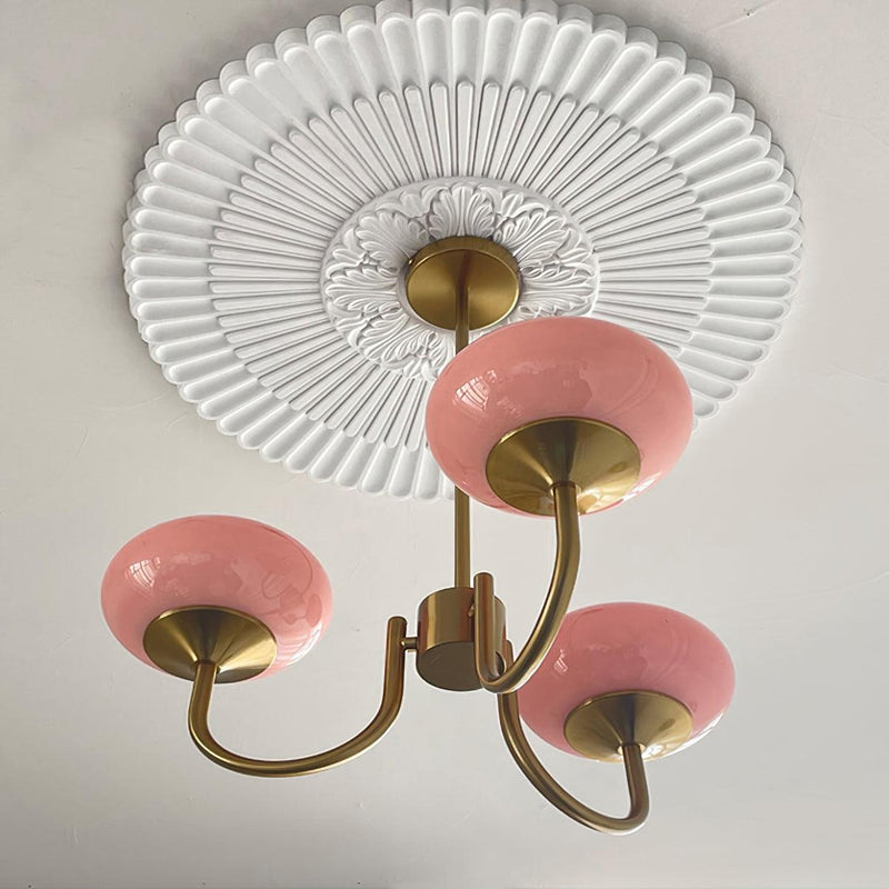 Pink Glow – Plafondlamp met gouden afwerking en roze glazen kappen