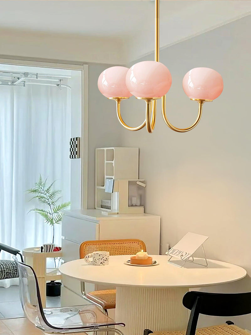 Pink Glow – Plafondlamp met gouden afwerking en roze glazen kappen