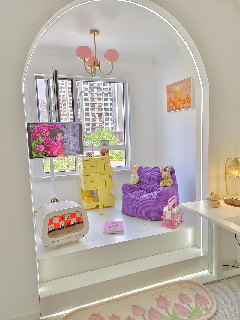 Pink Glow – Plafondlamp met gouden afwerking en roze glazen kappen