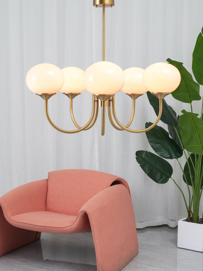 Pink Glow – Plafondlamp met gouden afwerking en roze glazen kappen