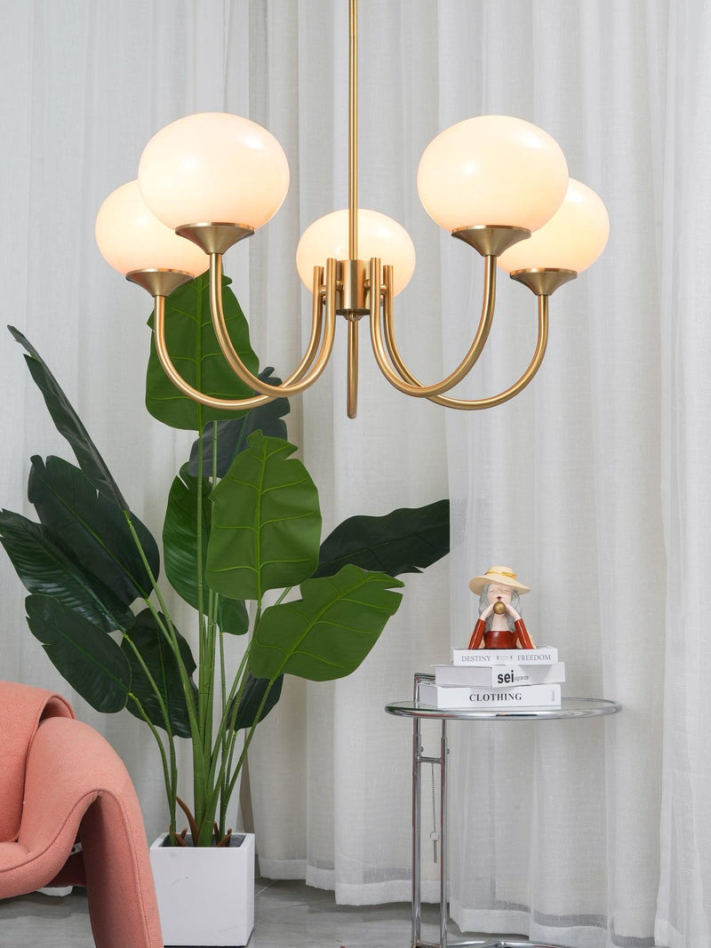 Pink Glow – Plafondlamp met gouden afwerking en roze glazen kappen