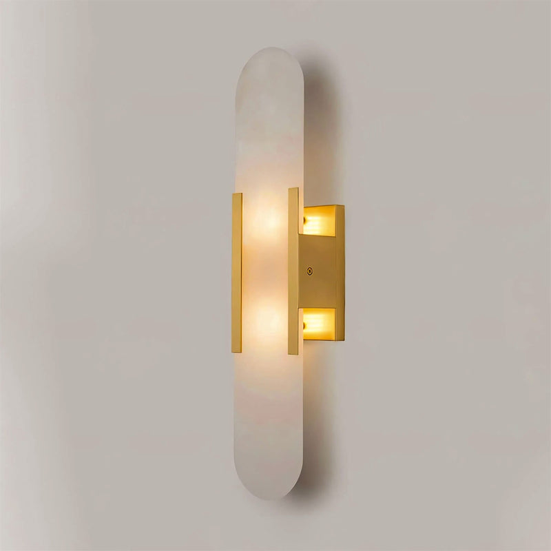 Melange Elongated – Wandlamp van albast met messing detail