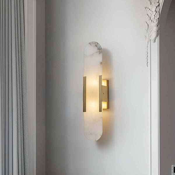 Melange Elongated – Wandlamp van albast met messing detail