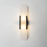 Melange Elongated – Wandlamp van albast met messing detail