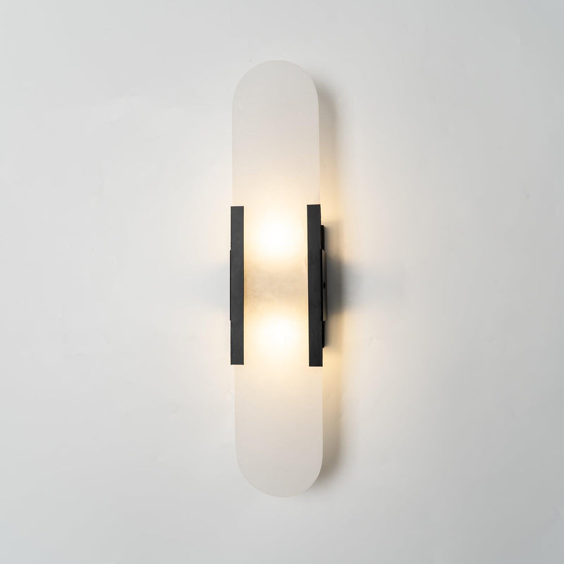Melange Elongated – Wandlamp van albast met messing detail