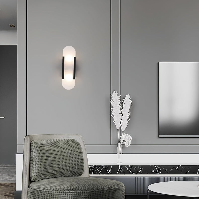 Melange Elongated – Wandlamp van albast met messing detail