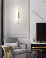 Melange Elongated – Wandlamp van albast met messing detail