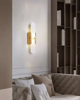 Melange Elongated – Wandlamp van albast met messing detail