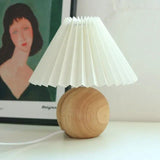 NARA - Vintage Tafel Lamp met Plissé Lampenkap – Elegante Retro Verlichting voor Nachtkastje en Woonkamer 4