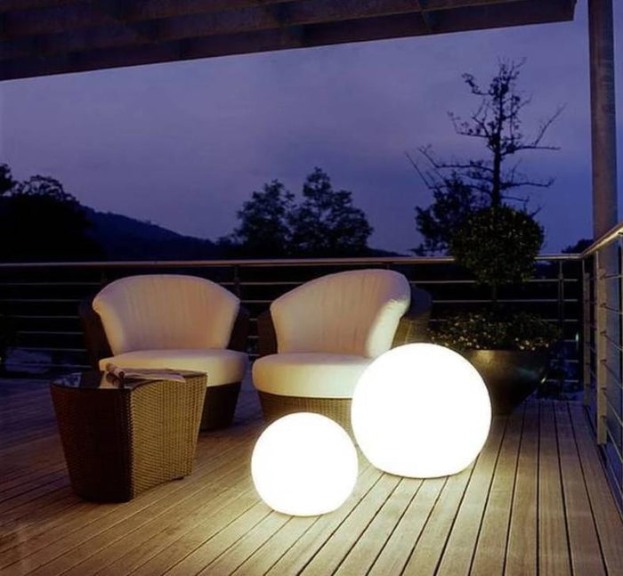 LumoGlow – Draadloze Multicolor Terrasverlichting