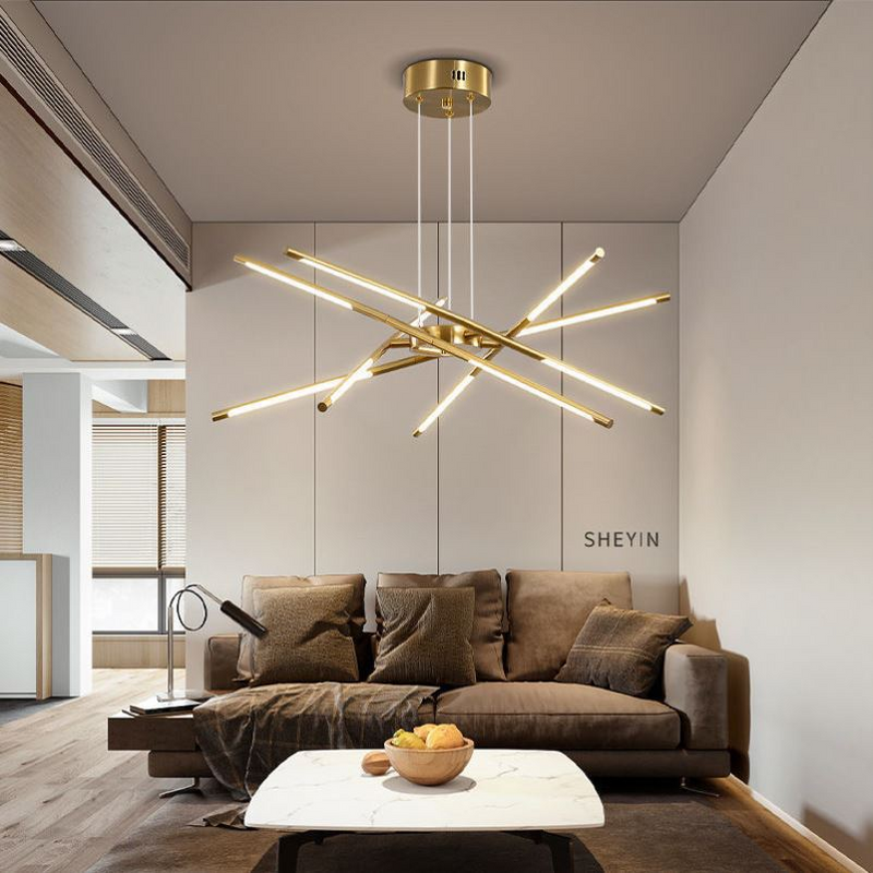 Luxe Gouden Kroonluchter voor een Elegante Touch