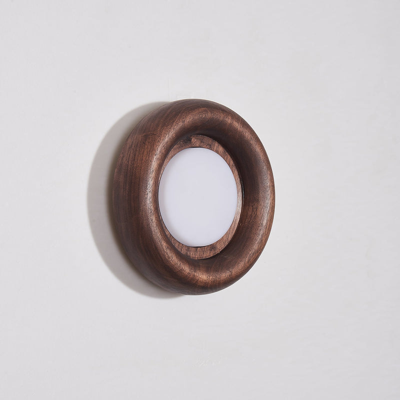 Orbitus Wandlamp – Ronde rust in hout en licht