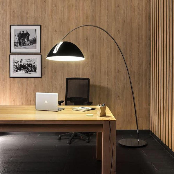 Verse Arc – Boogvloerlamp met Scandinavische elegantie