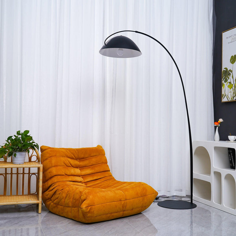 Verse Arc – Boogvloerlamp met Scandinavische elegantie