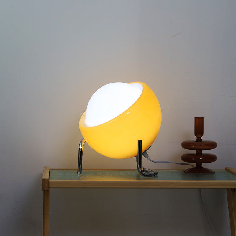 Bauhaus Medieval – Tafellamp met retro Bauhaus-uitstraling