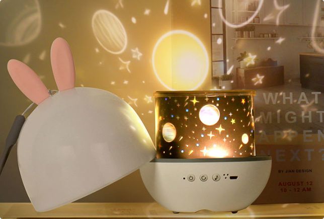 Nara – SkyProjector™ Nachtlamp en Sterrenprojector voor Kinderen