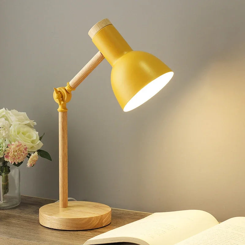 Nara – Scandinavische Tafellamp van Metaal & Hout