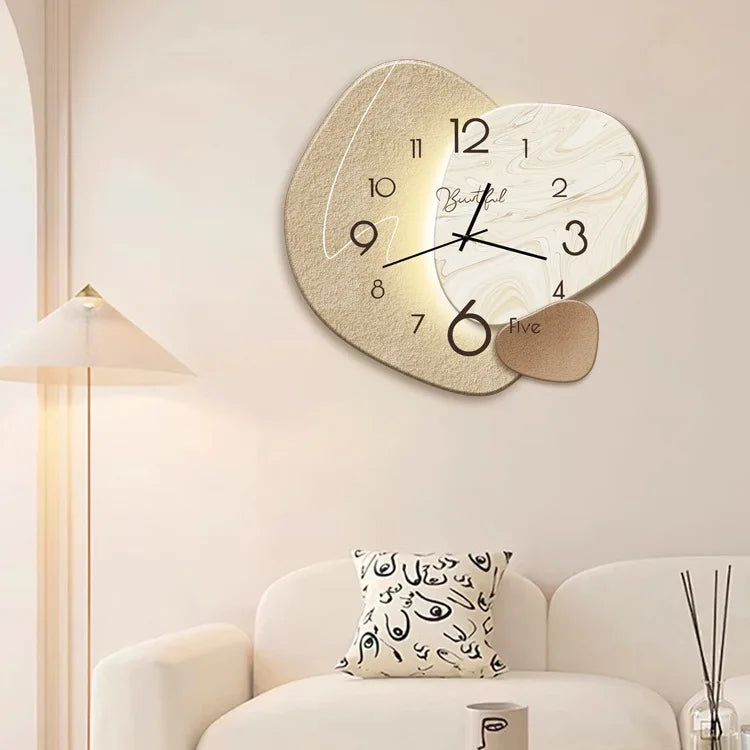 Nara – LuxeTick Decoratieve Wandklok met Stille Quartz Beweging