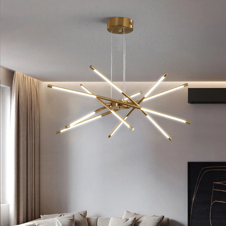 Luxe Gouden Kroonluchter voor een Elegante Touch