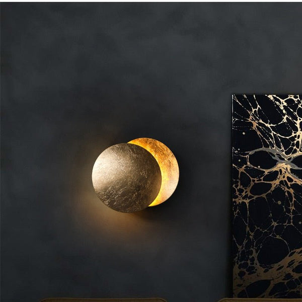 EclipseLamp™ - Ambachtelijke wandlamp met betoverende zonsverduisteringseffecten