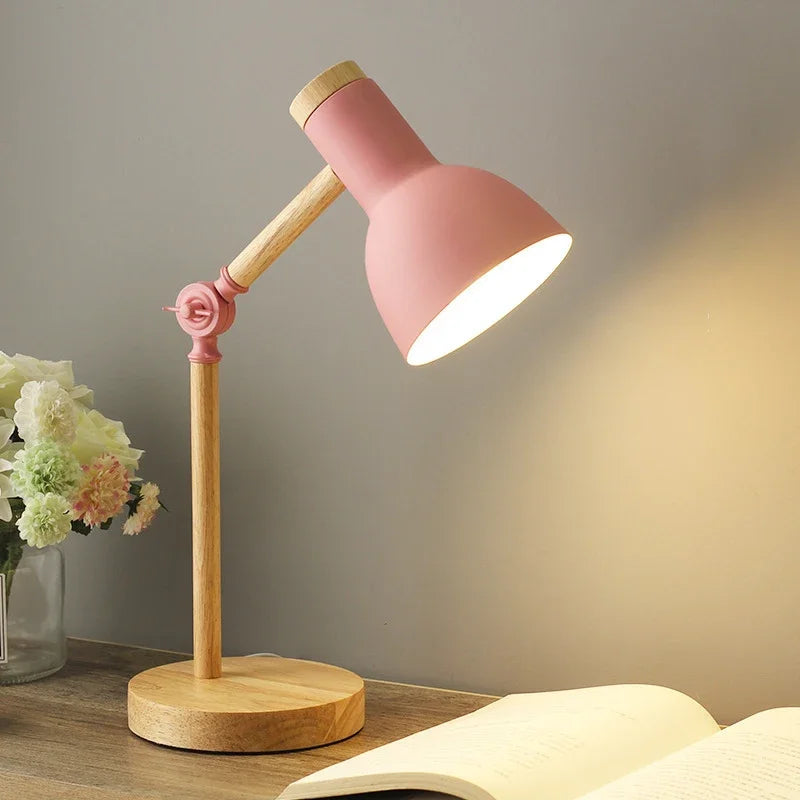 Nara – Scandinavische Tafellamp van Metaal & Hout