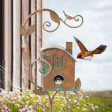 Nara – Artistiek Metalen Vogelhuisje op Steker