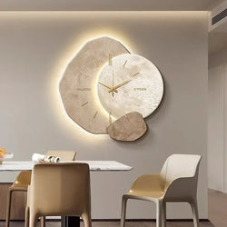 Nara – Moderne Wandklok van Hout met Stil Uurwerk