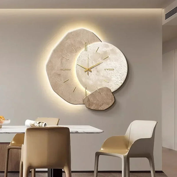 Nara – Moderne Wandklok van Hout met Stil Uurwerk