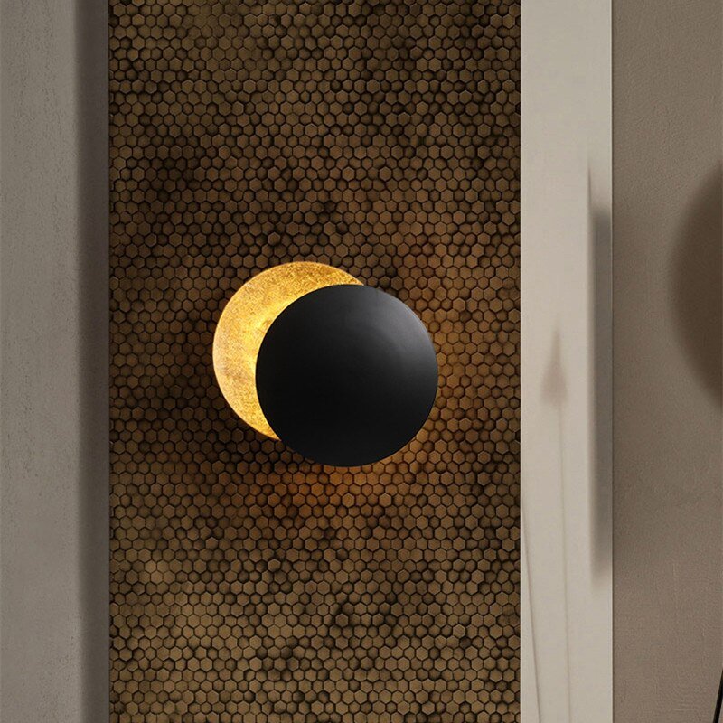 EclipseLamp™ - Ambachtelijke wandlamp met betoverende zonsverduisteringseffecten