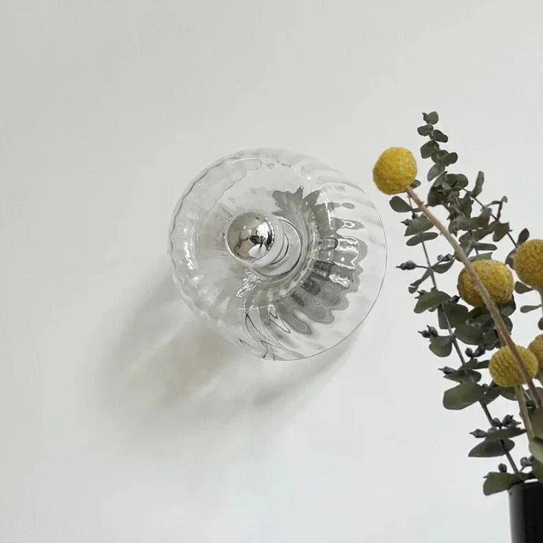 Nordic Bauhaus Wandlamp – Geometrische Rust en Sfeervol Licht