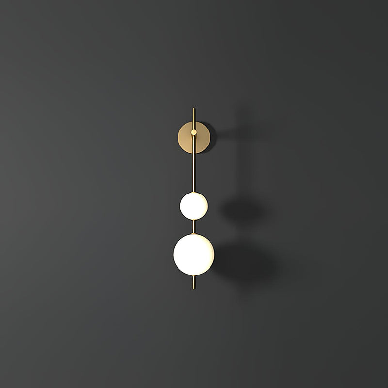 GlobeGlow – Verticale wandlamp met glazen bollen in modern design
