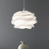 Artistieke Gelaagde Hanglamp – Licht in Lagen, Vorm in Balans