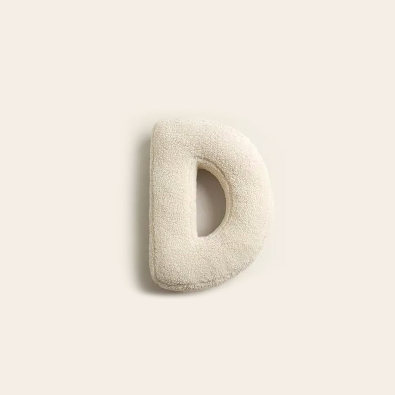 Alfabet Sofa Kussen – Speelse Typografie met Stijl