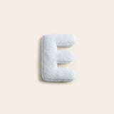Alfabet Sofa Kussen – Speelse Typografie met Stijl