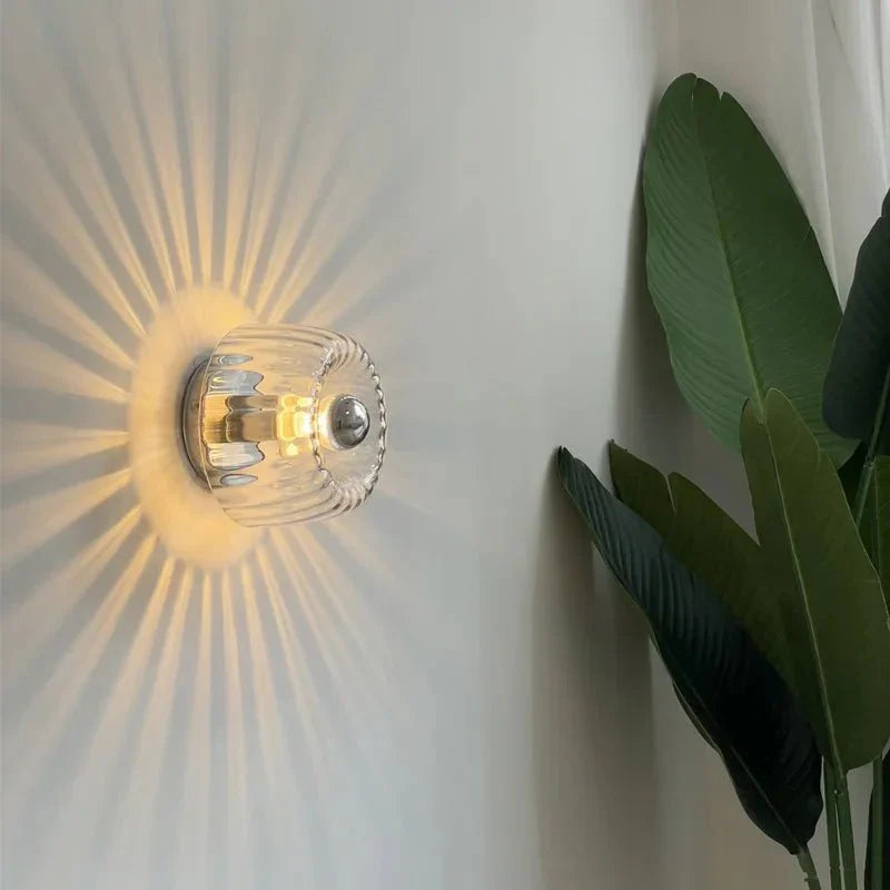 Nordic Bauhaus Wandlamp – Geometrische Rust en Sfeervol Licht